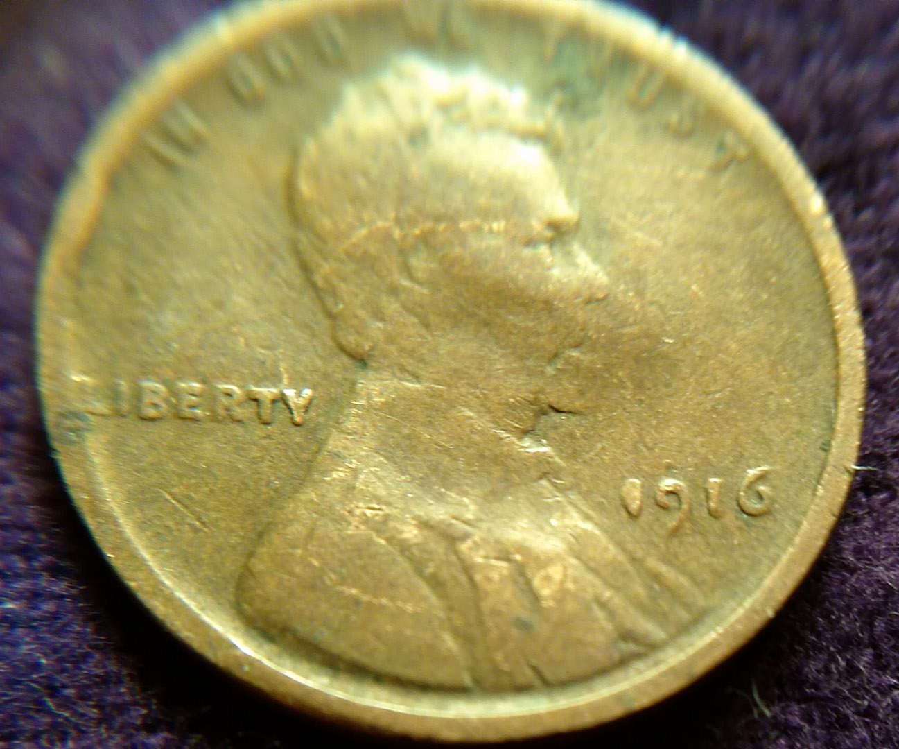 Found-Another-Misfit-In-My-Wheatys.-Mint-Error?